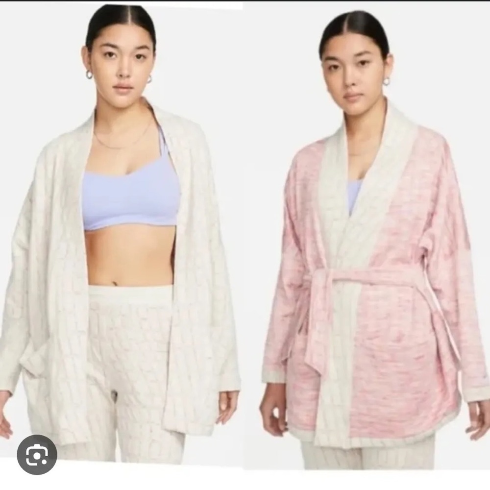 NWT Nike Yoga Reversible Kimono $140 Size 1X